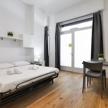 Primopiano - La Malfa Flats Apartment Milan Bagian luar foto