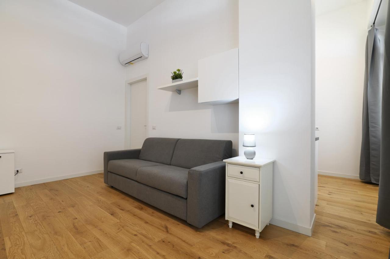 Primopiano - La Malfa Flats Apartment Milan Bagian luar foto