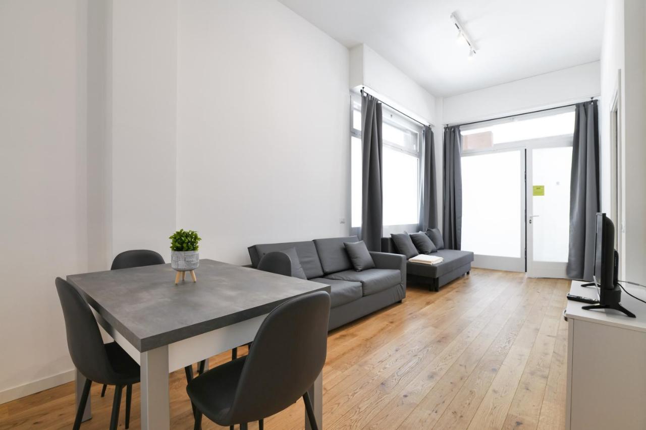Primopiano - La Malfa Flats Apartment Milan Bagian luar foto