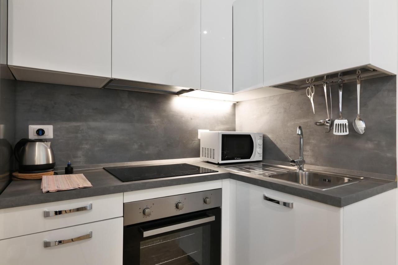 Primopiano - La Malfa Flats Apartment Milan Bagian luar foto