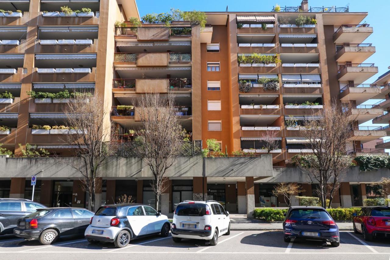 Primopiano - La Malfa Flats Apartment Milan Bagian luar foto