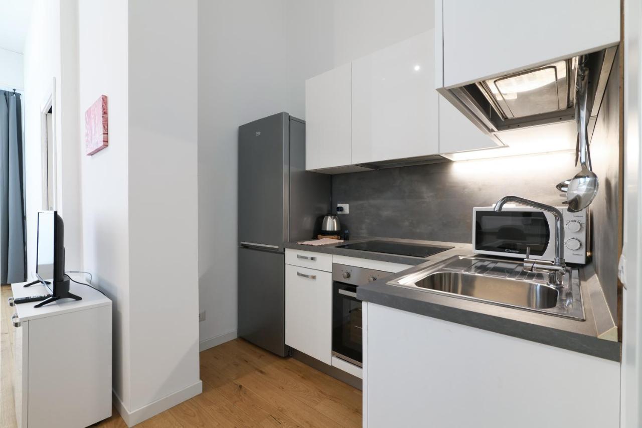 Primopiano - La Malfa Flats Apartment Milan Bagian luar foto